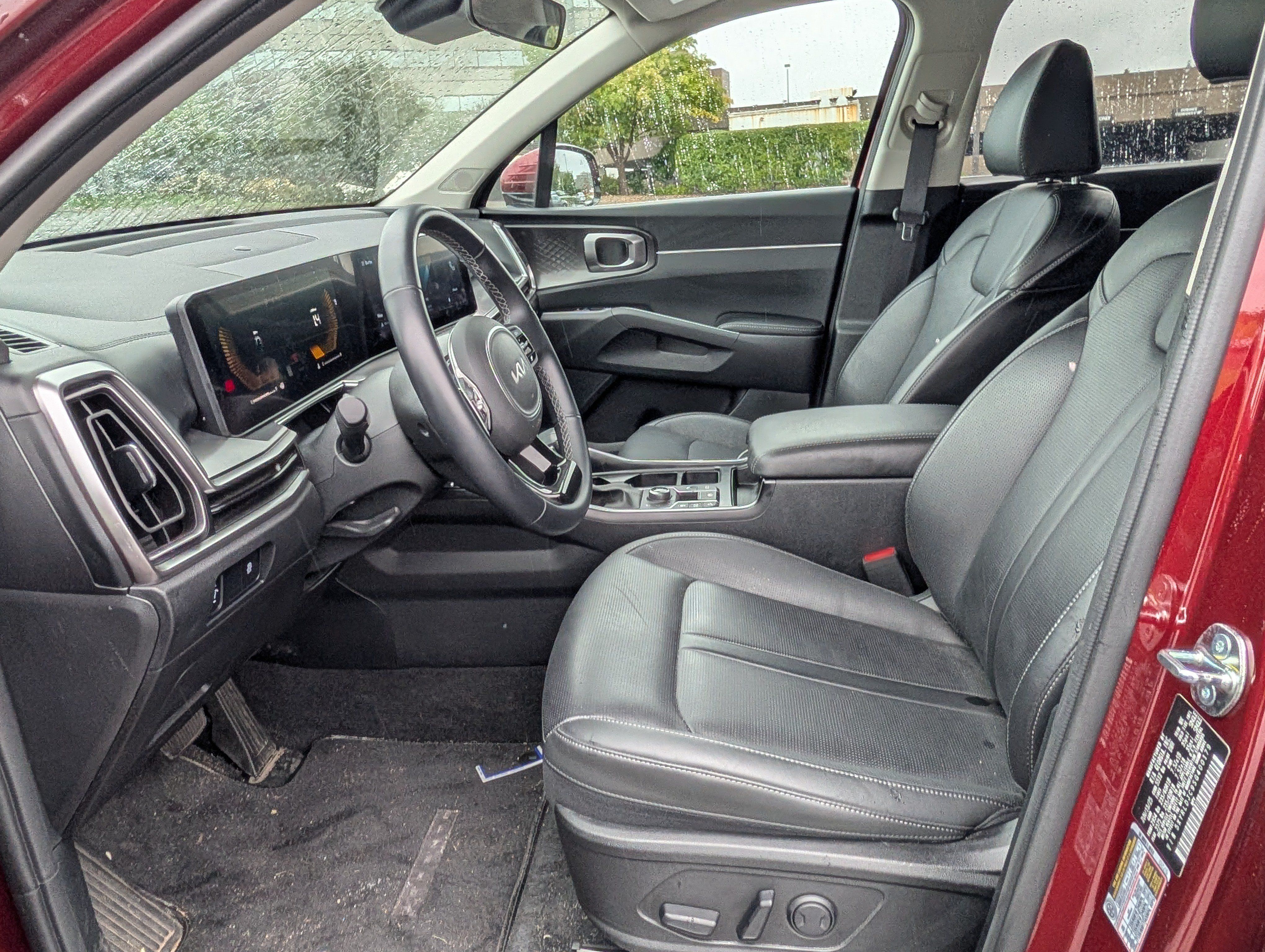 Certified 2025 Kia Sorento S AWD/4WD image 6