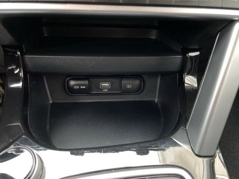 Certified 2023 Kia Seltos S w/ Navigation Package image 14