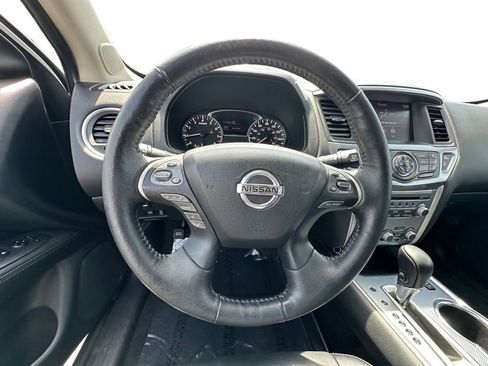 Used 2018 Nissan Pathfinder SL w/ SL Premium Package image 12