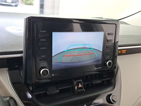 Used 2022 Toyota Corolla L image 29