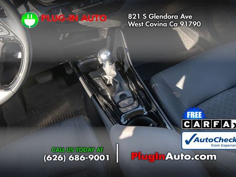 Used 2022 Toyota C-HR Limited image 14