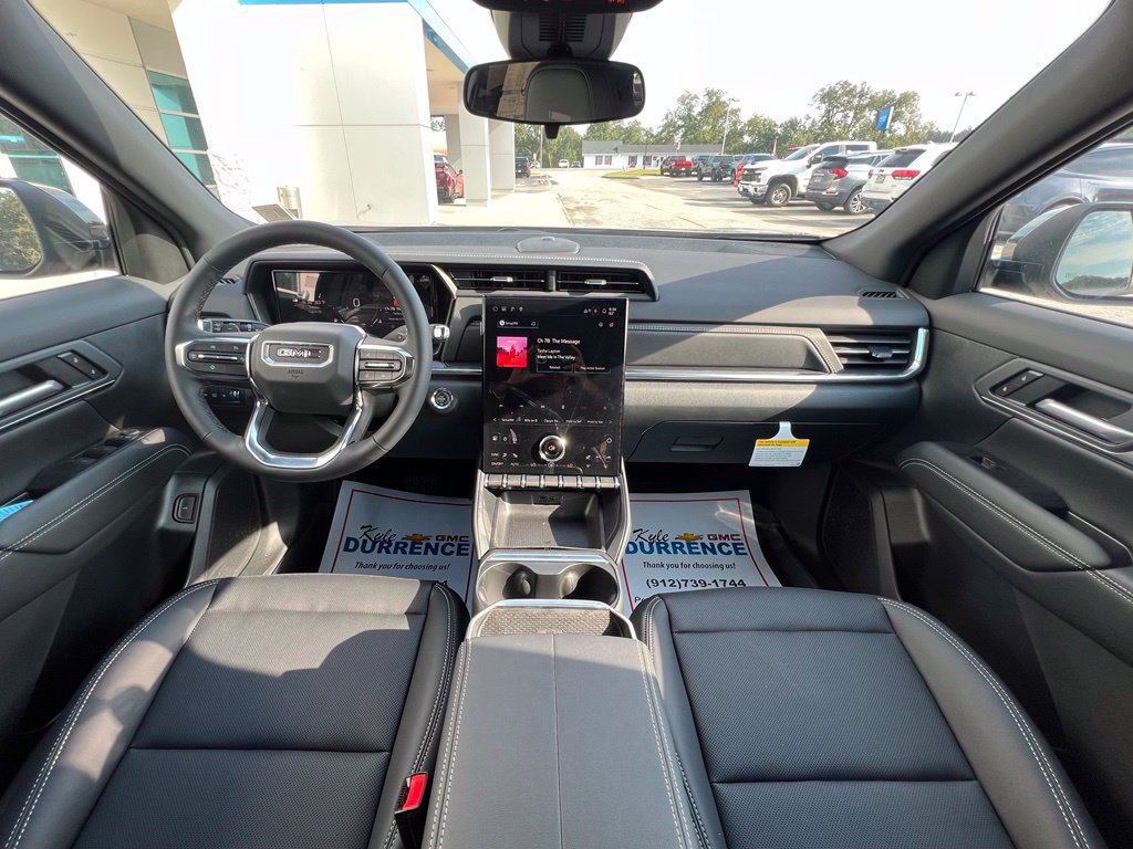 New 2027 GMC Terrain Elevation w/ Elevation Premium Package FWD image 2