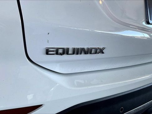 Used 2023 Chevrolet Equinox Premier AWD/4WD image 24
