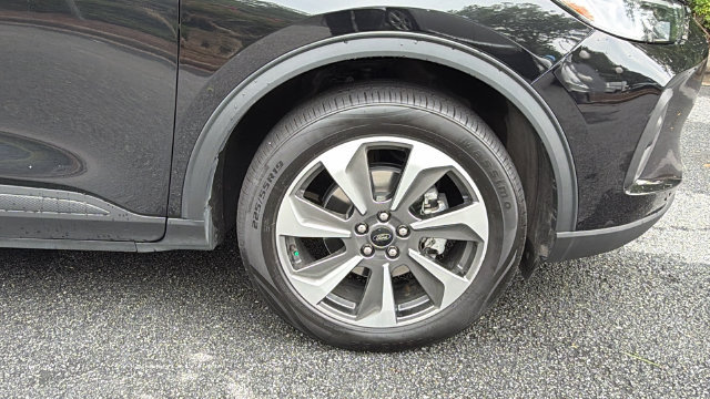 Certified 2024 Ford Escape Platinum AWD/4WD image 14