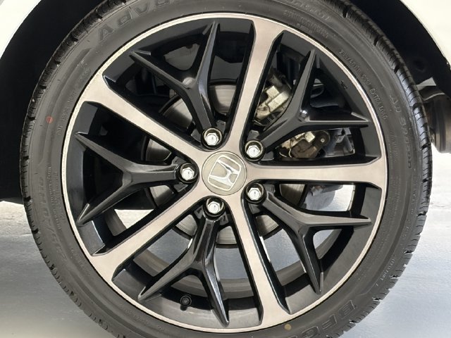 Used 2021 Honda Civic Sport image 11