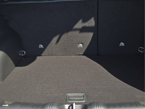 Used 2025 Jeep Compass Trailhawk w/ Sun & Sound Group image 8