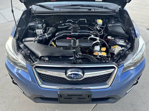 Used 2017 Subaru Crosstrek 2.0i Premium image 32