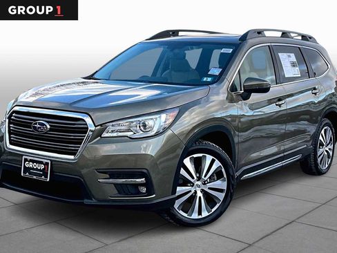 Used 2022 Subaru Ascent Limited w/ Technology Package image 1