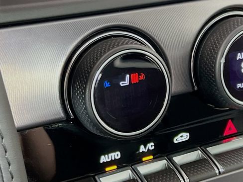 Used 2024 Jaguar F-TYPE R AWD/4WD image 21