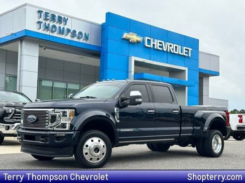 Used 2022 Ford F450 Platinum w/ FX4 Off-Road Package AWD/4WD image 1