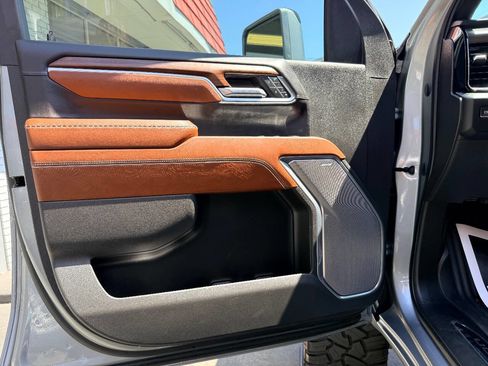 Used 2024 GMC Sierra 2500 Denali Ultimate image 20