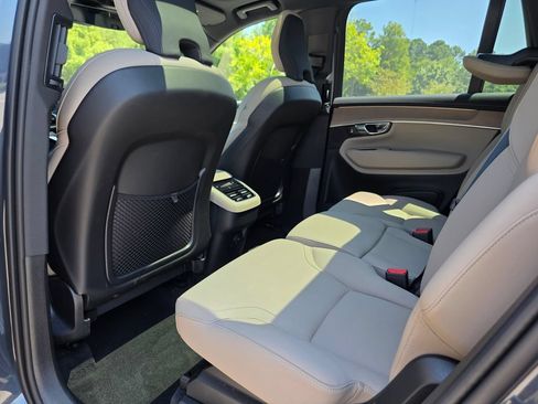 Used 2026 Volvo XC90 B6 Plus AWD/4WD image 28