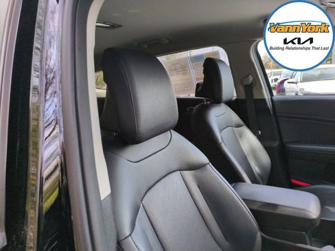 Used 2023 Kia Sportage EX image 46