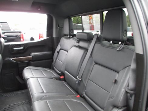 Used 2021 Chevrolet Silverado 1500 LT Trail Boss w/ LT Trail Boss Premium Package image 20