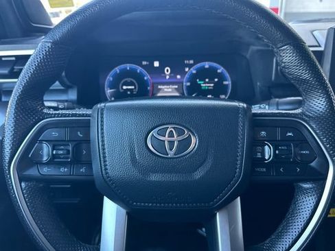 Used 2024 Toyota Tacoma TRD Off-Road w/ TRD Off Road Upgrade Package AWD/4WD image 28