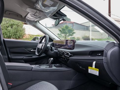 New 2026 Nissan Sentra SV image 20