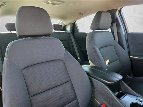 Used 2024 Chevrolet Malibu LT image 24