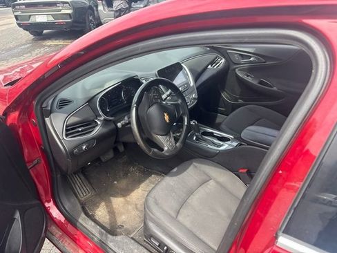 Used 2016 Chevrolet Malibu LT FWD image 13