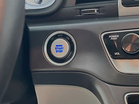 Used 2019 Hyundai Sonata SEL image 23