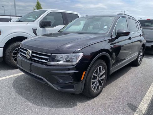 Used 2020 Volkswagen Tiguan SE FWD image 3