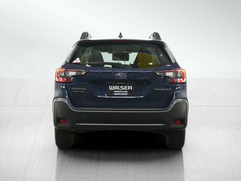 Used 2024 Subaru Outback AWD/4WD image 4