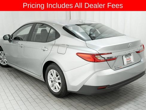 Used 2025 Toyota Camry LE w/ Convenience Package FWD image 3