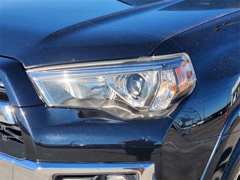 Used 2022 Toyota 4Runner Limited image 9