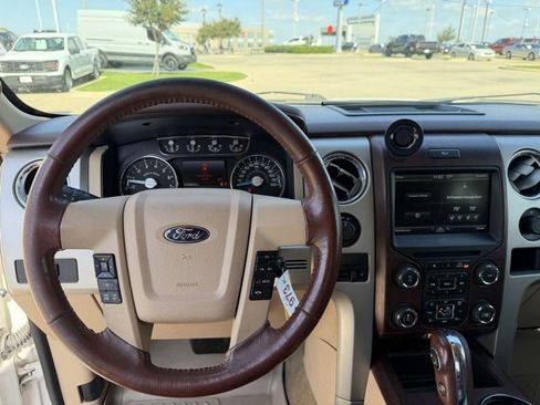 Used 2014 Ford F150 King Ranch image 11