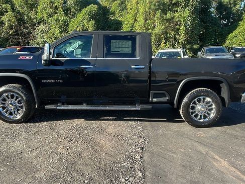 New 2026 Chevrolet Silverado 2500 LTZ w/ LTZ Premium Package image 8