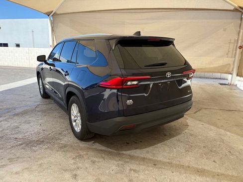 Used 2024 Toyota Grand Highlander FWD image 10