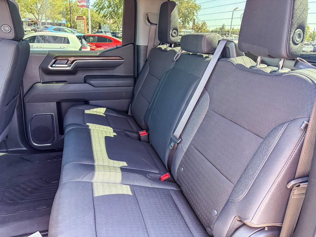 Used 2026 Chevrolet Silverado 1500 RST w/ Z71 Off-Road Package AWD/4WD image 38