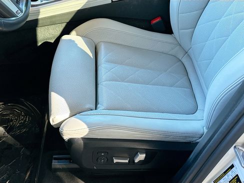 Used 2023 BMW X5 sDrive40i w/ M Sport Package image 20