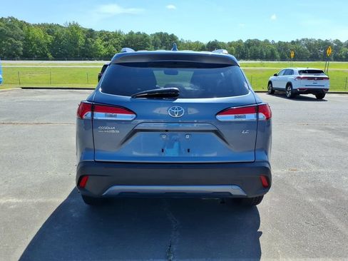 Used 2022 Toyota Corolla Cross LE FWD image 4