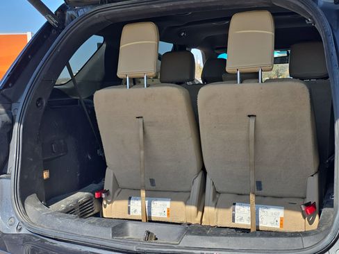 Used 2016 Ford Explorer XLT w/ Equipment Group 202A image 21