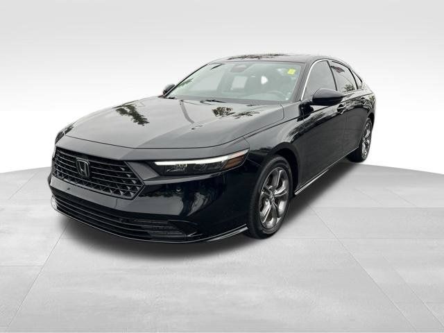 Used 2024 Honda Accord EX-L image 3