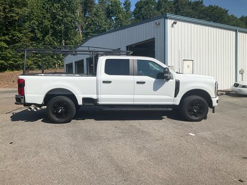 Used 2024 Ford F250 XL w/ STX Appearance Package AWD/4WD image 4