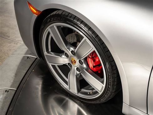 Certified 2021 Porsche 718 Cayman S RWD image 16