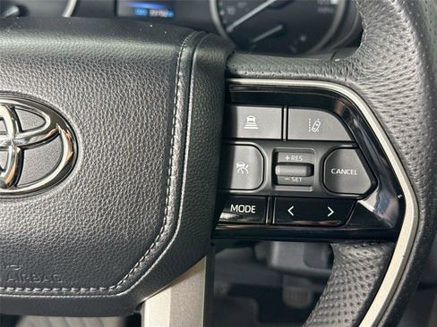 Used 2023 Toyota Tundra SR5 w/ SR5 Premium Package AWD/4WD image 18