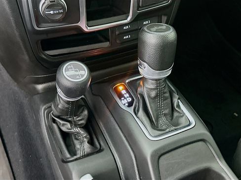 Used 2023 Jeep Wrangler Unlimited Sport AWD/4WD image 16