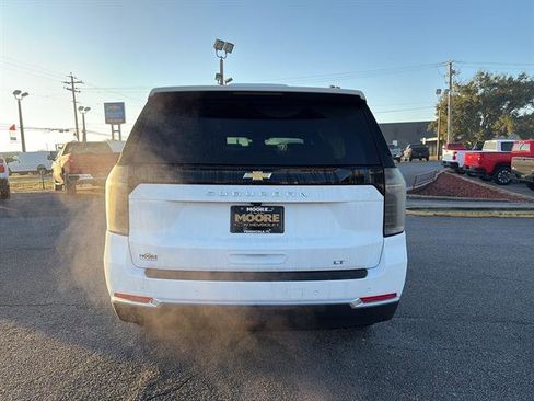 New 2026 Chevrolet Suburban LT w/ Comfort Package image 6