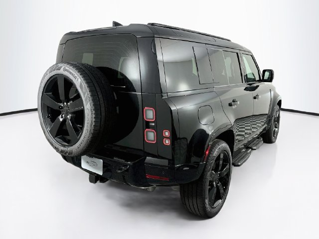 New 2026 Land Rover Defender 110 X-Dynamic SE AWD/4WD image 5