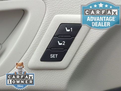 Used 2024 Toyota Sienna Limited image 17