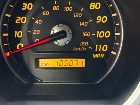 Used 2005 Toyota 4Runner Limited AWD/4WD image 15