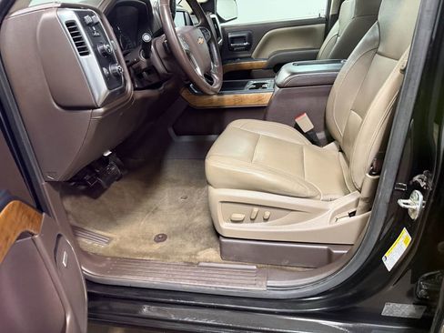 Used 2017 Chevrolet Silverado 1500 LTZ w/ Sport Package image 60