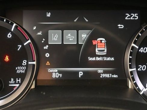 Used 2023 Toyota Highlander L FWD image 21