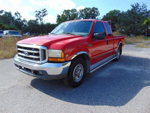 Used 1999 Ford F250 2WD SuperCab Super Duty image 4