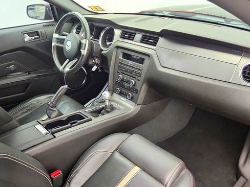 Used 2010 Ford Mustang GT Premium RWD image 21