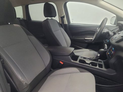 Used 2017 Ford Escape SE FWD image 21