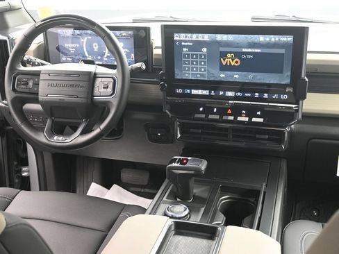 Certified 2026 GMC Hummer EV SUV AWD/4WD image 14