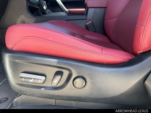 Used 2023 Lexus GX 460 Premium w/ Accessory Package image 12